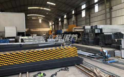 金屬?lài)鷵鯇?duì)周?chē)匀画h(huán)境是否有影響？