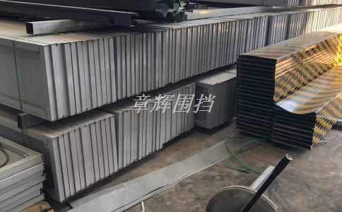 pvc圍擋在物流運(yùn)輸領(lǐng)域的重要性及其應(yīng)用（如何使用pvc圍欄提高貨物和人員安全）